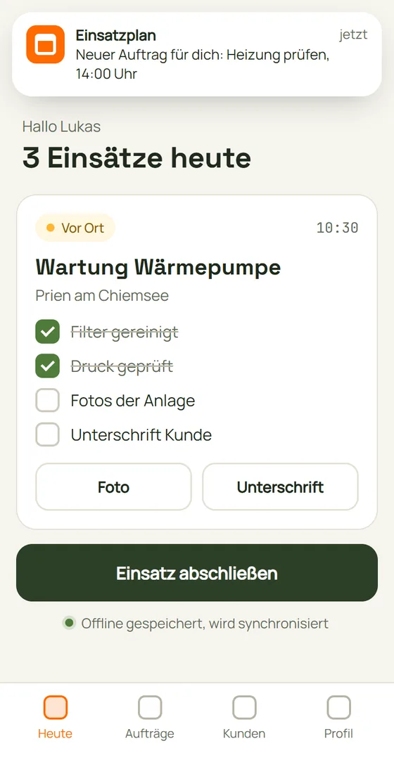 Die Beispiel-App im Vollbild mit Push-Nachricht oben und dem Hinweis, dass offline gespeichert wurde